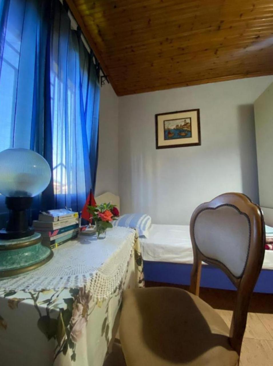 Gather Inn Guest House Shkoder Exterior photo